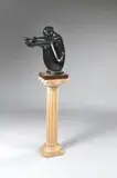 Antoinette ou Nu assis, les jambes relevées retenues par les bras by Antoniucci Voltigera Volti, Bronze à patine noire et légers reflets bleus, sold Dec 2014