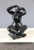 Aphrodite ou Nu assis, les jambes croisées, se coiffant by Antoniucci Voltigera Volti, Bronze à patine noire Cire perdue de GODARD, n°3/8, sold Dec 2014