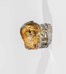 Visage envolé by Igor Mitoraj, 1983, Épreuve en bronze doré, sold Oct 2025