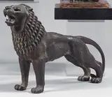 Lion by Arno Breker, Épreuve en bronze à patine brune nuancée verte, fonte d'édition de Schmäke-Dusseldorf, sold Jun 2024