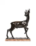 Chevreuil surpris by Fritz Diller, Bronze à patine brun clair, fonte ancienne signé sur la terrasse, sold Feb 2022