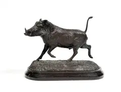 Phacochère by Josechu Lalanda, 1996, Bronze à patine brune, sold Feb 2022