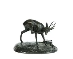 Chevreuil se grattant by Josechu Lalanda, Bronze a patine brune signé sur la terrasse et numéroté, sold Feb 2022