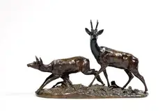 Chevreuil et sa femelle by Albert-Pierre Laplanche, Bronze à patine brun clair Fonte ancienne signé sur la terrasse, sold Feb 2022
