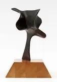 Sans titre by Gérald Brault, Bronze sur socle en bois, sold Jul 2025