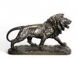 Lion marchant by Felix Guis, Bronze à patine brune, sold Nov 2025