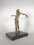 Vénus à la tête de rose by Salvador Dalí, Epreuve en bronze doré, sold Oct 2022