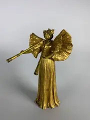 Joueuse aux "pipeaux by Agathon Léonard, Epreuve en bronze à patine vieil or, sold Feb 2022