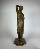 Phryné by James Pradier, Epreuve en bronze à patine brun clair nuancé, sold Dec 2021