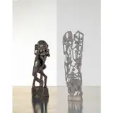 Personnage by John Fundi, Bois sculpté de tradition Makondé, sold Nov 2018