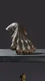 Élément de heurtoir "Patte de lion by Alain Aparicio, Bronze patiné Long, sold Nov 2024