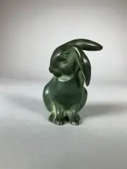Lapin assis, tête tournée by Édouard-Marcel Sandoz, Epreuve en bronze à belle patine brun-vert nuancé, sold Feb 2021