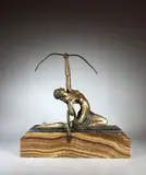 L'archère by Marcel-André Bouraine, Epreuve en bronze à double patine brun nuancé et vieil argent, sold Feb 2021