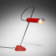 Table lamp, model 566 by Gino Sarfatti, 1956, crackle-lacquered iron, enameled aluminum, chrome-plated steel, sold Mar 2023
