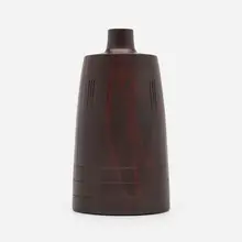 Vase by Hasuda Shugoro, c. 2006, bronze, sold Mar 2023
