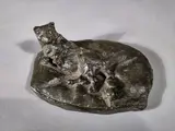 Chat étendu by Michel Levy, Bronze à patine brun vert, sold Jun 2024
