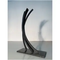86.5° Arc x 4 by Bernar Venet, 2013, Acier laminé, sold Apr 2020