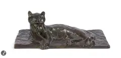 Chat allongé by Théophile Steinlen, Épreuve en bronze à patine brune, sold Sep 2025