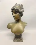 Tanagra by Emmanuel Villanis, Épreuve en bronze patiné, sold May 2022