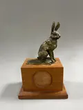 Lièvre assis by Marie Boisson, Épreuve en bronze à patine médaille, sold Dec 2024
