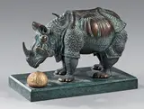 Rhinocéros habillé en dentelles by Saolvador Dali, Epreuve en bronze patiné signé, Airindor fondeur, sold Nov 2023