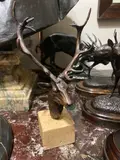 Cerf by Antonio Coello de Portugal, Bronze à patine brune reposant sur un socle en comblanchien signé et numéroté, sold Apr 2022