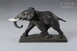 Eléphant chargeant by Charles Louis Eugène Virion, Epreuve en bronze à patine brune et R, sold Nov 2024