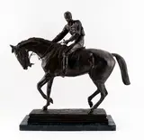 Le Grand Jockey by Isidore Bonheur, Bronze à patine médaille et brune, sold Jun 2024