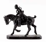 Veneur à la pipe by Gaston d'Illiers, Bronze à patine foncée, sold Feb 2024
