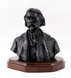 Le médecin de campagne" by Marc-Aurèle de Foy Suzor-Coté, 1922, Bronze à patine foncée Fonte ancienne, sold Dec 2023