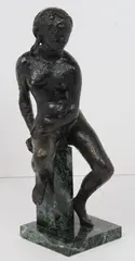 Nu féminin assis sur une colonne by Edmond Moirignot, Épreuve en bronze à patine noire, sold Nov 2025