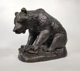 Ours brun by Edward Kemeys, Epreuve en bronze à patine brun nuancé, sold Dec 2019