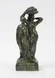 Les Prémices, mars 1913 by Charles Malfray, Épreuve en bronze d'édition ancienne à patine verte, sold May 2024