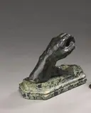 Etude de main de la Femme sculpteur au repos Modèle créé en 1905 by Émile Antoine Bourdelle, Bronze à patine brun vert, sold Nov 2024