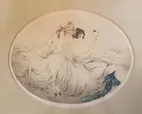 Elégantes by Louis Icart, Lithographie en couleurs, à vue ovale, sigée en bas à droite au crayon, sold Jan 2022