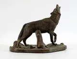 Loup hurlant by Doug Watson, Bronze, sold Oct 2023