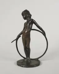 Fillette au cerceau by Bernhard Hoetger, Epreuve en bronze à patine brun foncé nuancé, sold Dec 2017