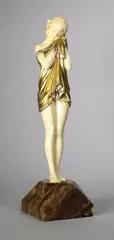 The Little Sad One by Demetre Chiparus, Epreuve chryséléphantine en bronze doré, réhauts d'argent et ivoire, sur son socle en onyx, sold Nov 2017
