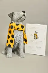 Shabby chic by Doug Hyde, sculpture, sold Aug 2021