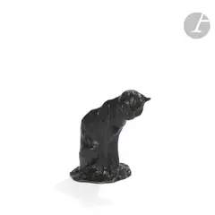 Chat assis, tête très légèrement tournée by Théophile Steinlen, Épreuve en bronze à patine noire, sold May 2025