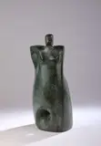 La Victoire by Rosa Serra, Épreuve en bronze à patine verte, sold Nov 2024