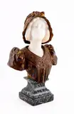 Buste d'une élégante au chapeau by Affortunato Gory, Bronze à patine dorée et marbre, sold Sep 2023