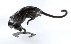 Cheetah Signed by José-Maria David, Patinated bronze, sold May 2021