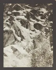 Micrographie [abstraction argentée], c. 1930 by Laure Albin Guillot, Épreuve Fresson d'époque sur feuille argentée, contrecollée sur carton et passe-partout no, sold Apr 2023
