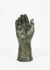 Main droite by Marie-Josèphe Bourron, Epreuve en bronze à patine verte nuancée, sold Sep 2023