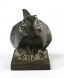 Lapin by Édouard-Marcel Sandoz, Bronze patiné, reposant sur une base, sold Sep 2018