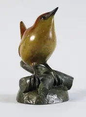 Troglodyte mignon by François Galoyer, Epreuve en bronze à patine brun vert et rouge nuancé, sold Jul 2016