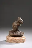 La Souris et l'huître Modèle créé entre 1860-1880 by Emmanuel Frémiet, Bronze à patine brun clair, sold May 2024