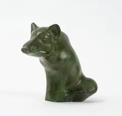 Sanglier assis by Claude Lhoste, 1996, Épreuve en bronze patine verte nuancée, sold Jun 2023
