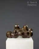 Composition abstraite longiligne by Siegfried Jonas, Epreuve en bronze patiné signée et numérotée B/F, sold Oct 2023